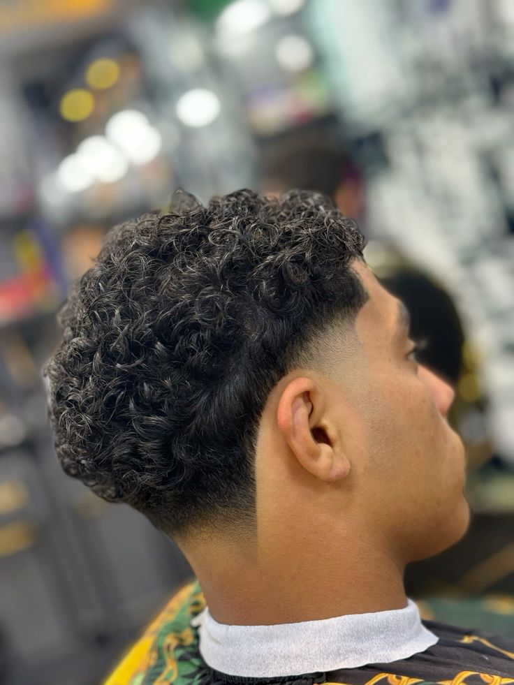 corte americano vs fade tradicional cabelo cacheado