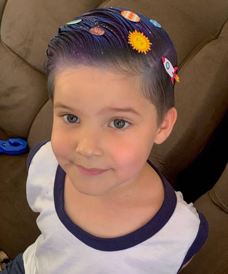 corte de cabelo menino com cabelo crespo