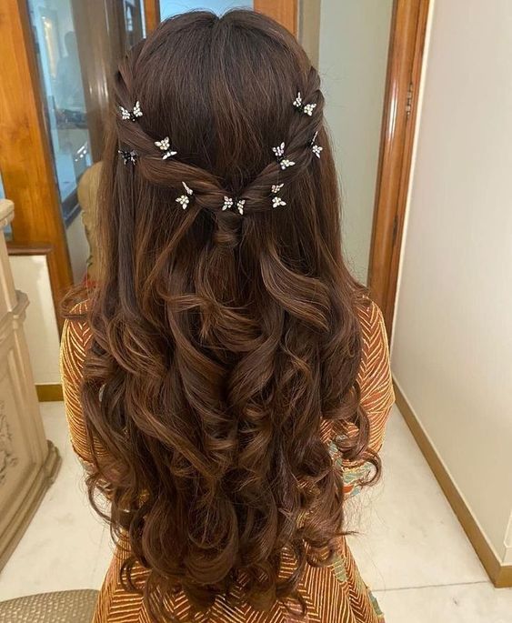 penteado com trança embutida para festa de 15 anos