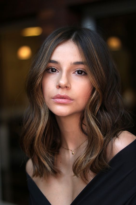quanto custa um corte de cabelo médio em salão