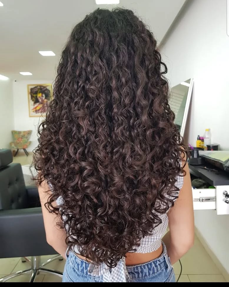 quanto custa um corte de cabelo ondulado longo em salão especializado