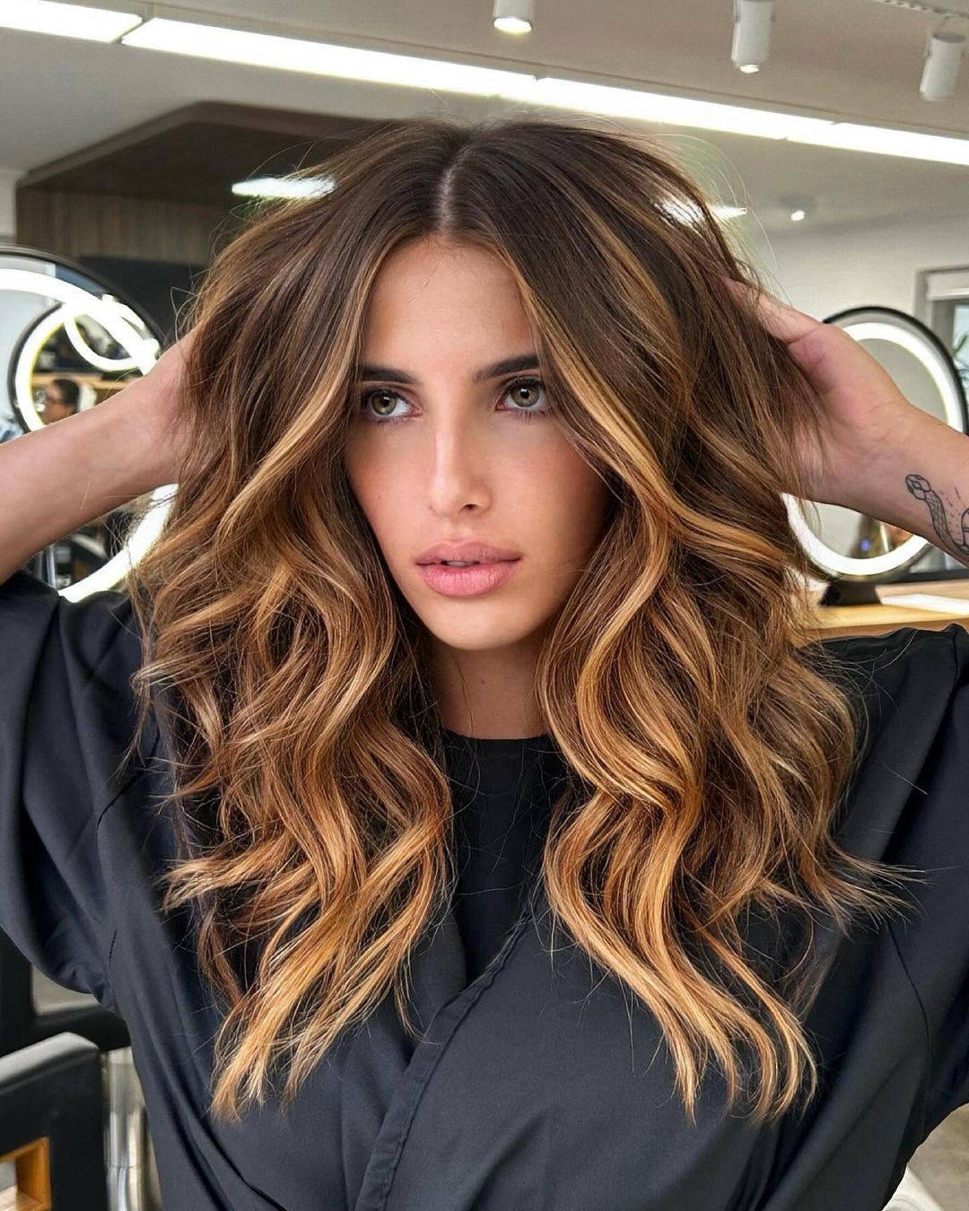 corte de cabelo longo repicado em camadas finas