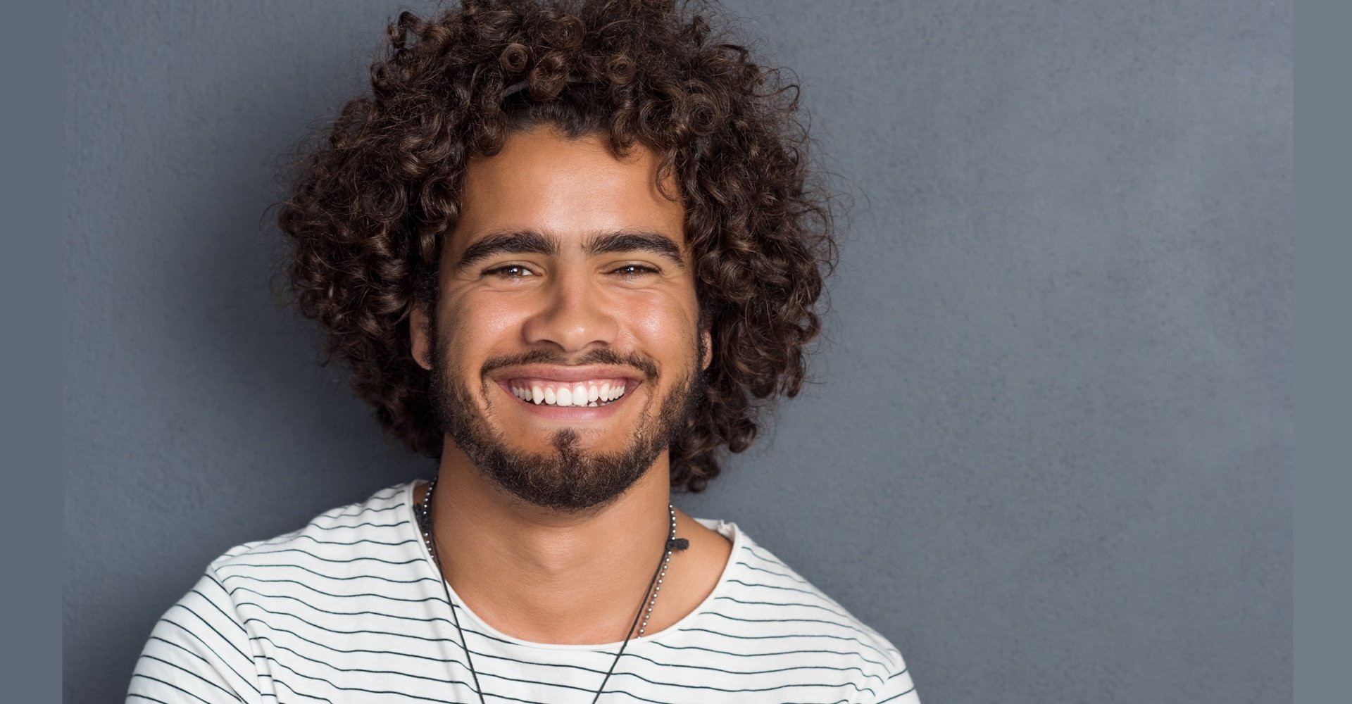 melhores cortes de cabelo cacheado masculino para inspirar