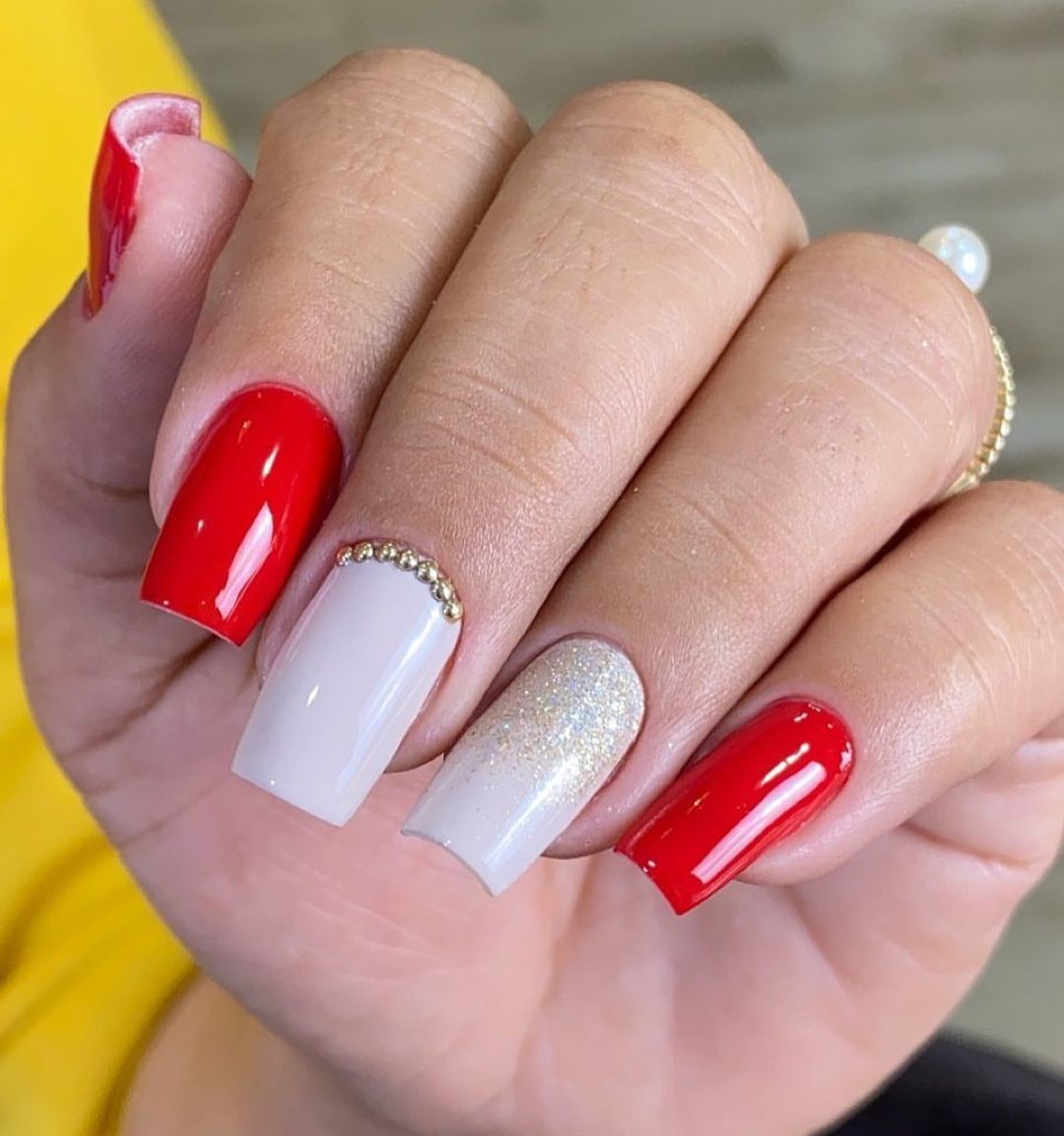 unhas de natal com flocos de neve passo a passo