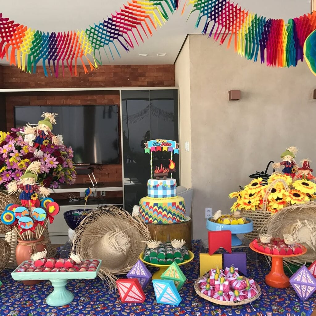 erros comuns decoração festa junina corporativa