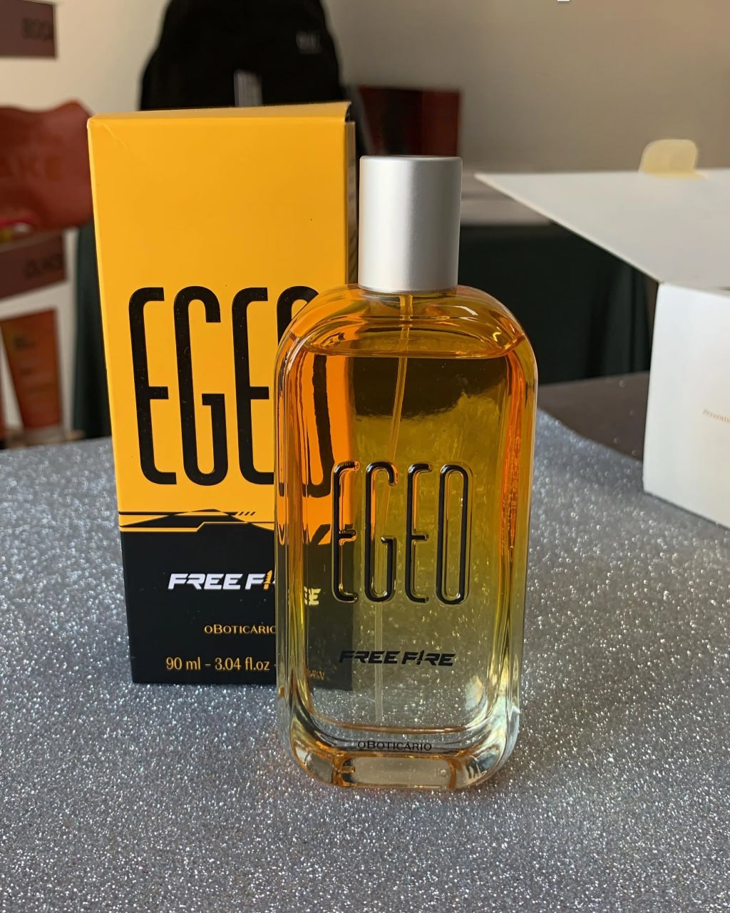 erros comuns ao comprar perfume egeo free fire