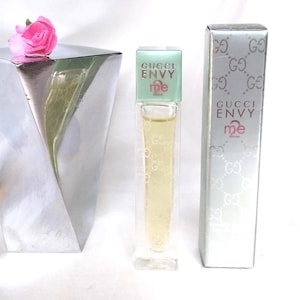 erros comuns ao comprar perfumes descontinuados como gucci envy me