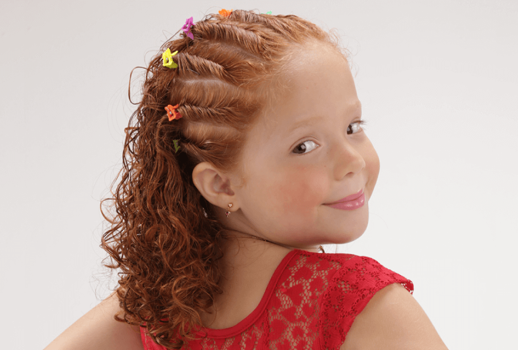 escola penteado infantil cabelo cacheado