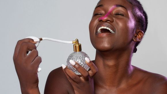 melhores perfumes femininos com oud natura