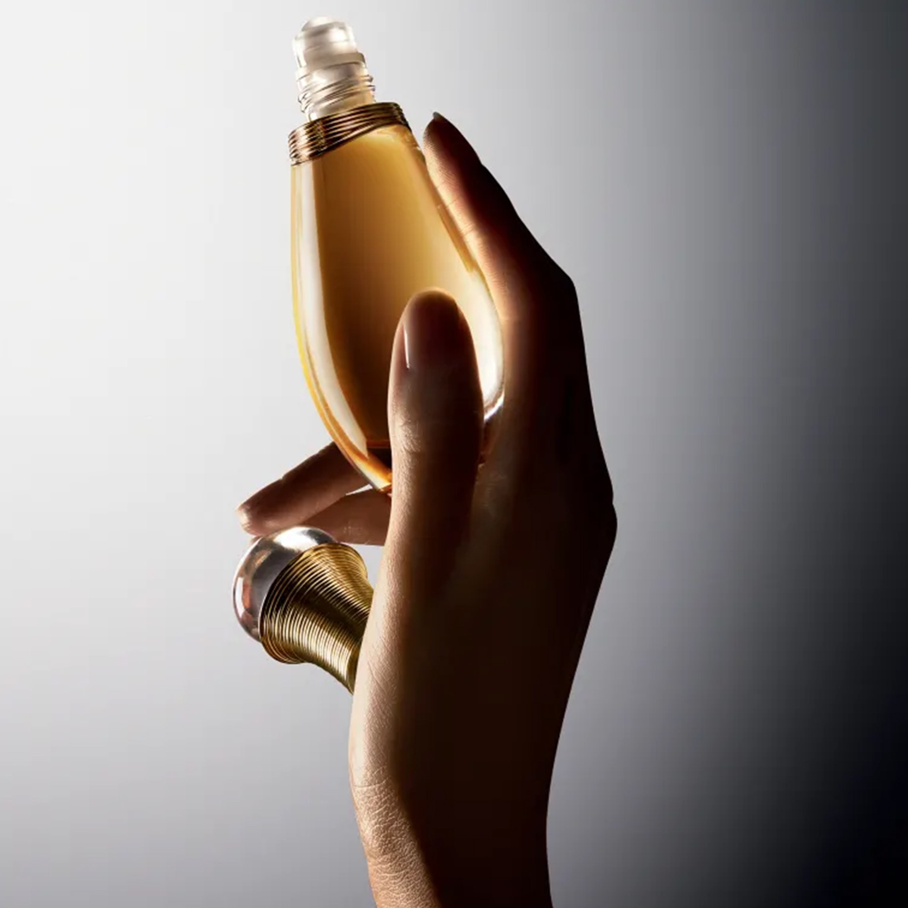 melhores perfumes j adore roll on