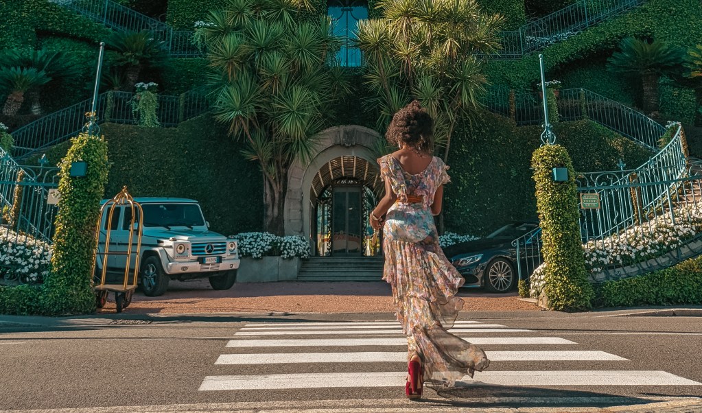 como usar a expressão la vie est belle em francês