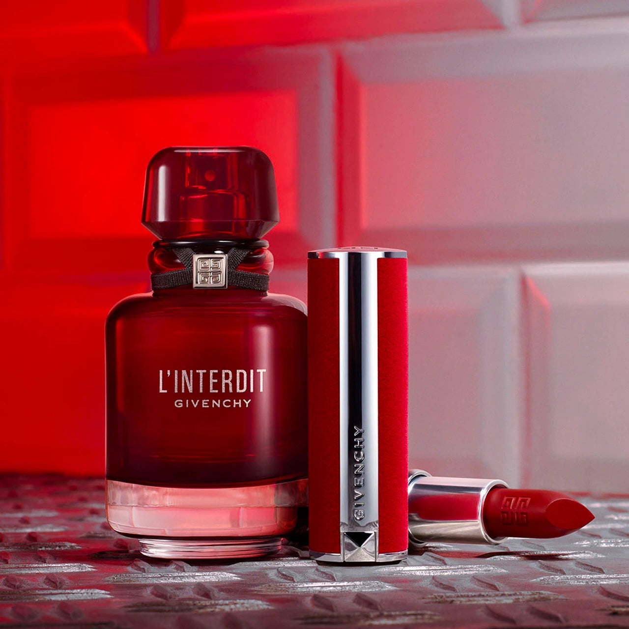 givenchy le rouge interdit silk ou cream velvet qual o melhor
