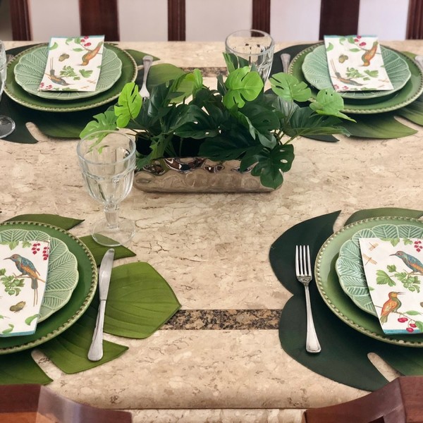 erros comuns ao montar mesa posta verde