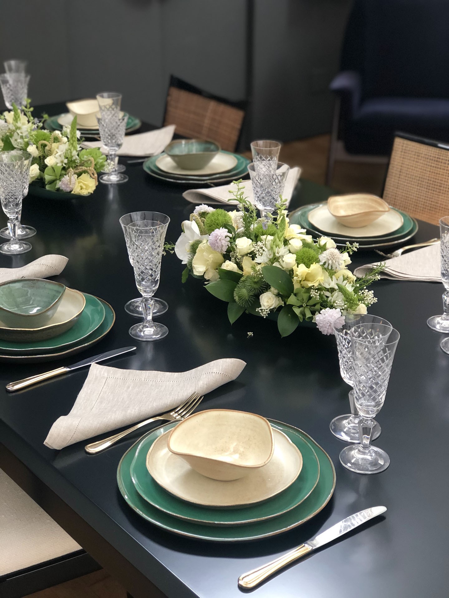 quanto custa montar uma mesa posta verde