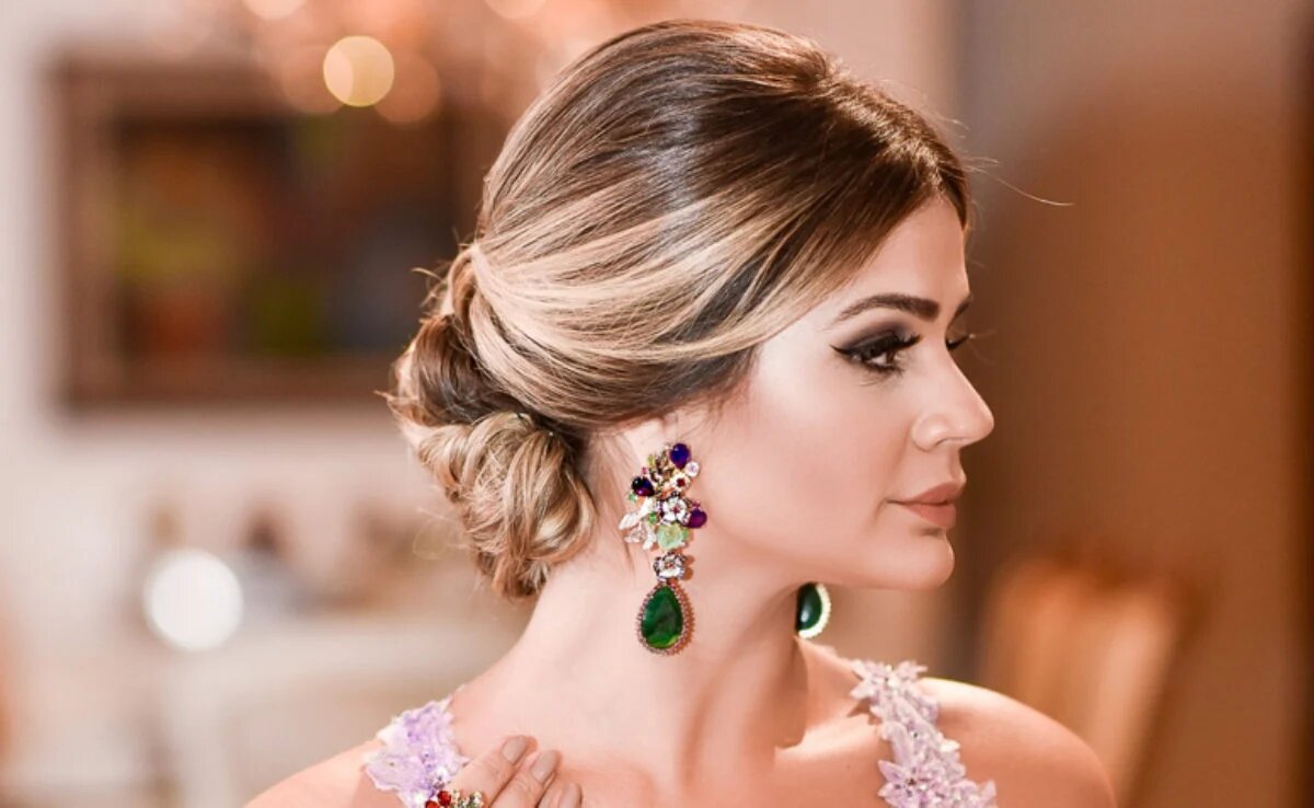 penteados para madrinha de casamento durante o dia