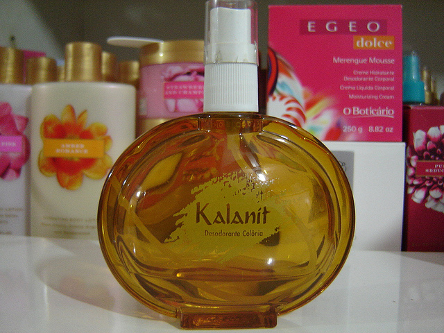 melhores perfumes femininos antigos anos 60