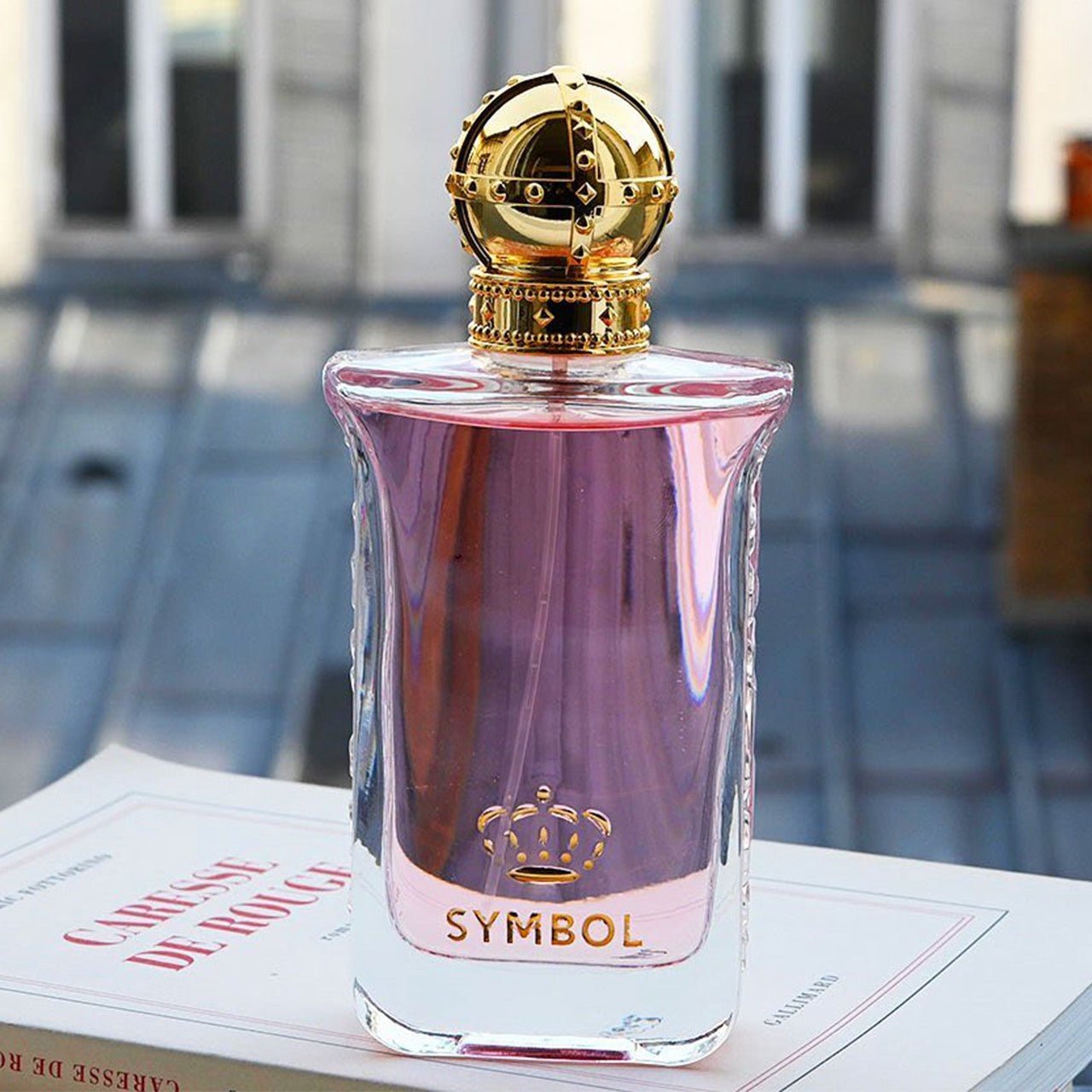 symbol for a lady vs symbol royal qual o melhor