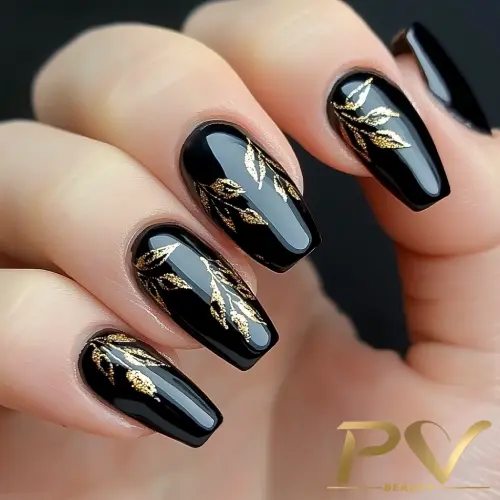 inspiração unhas pretas decoradas