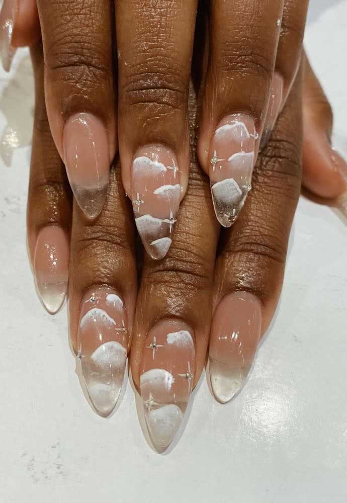 unha de gel stiletto