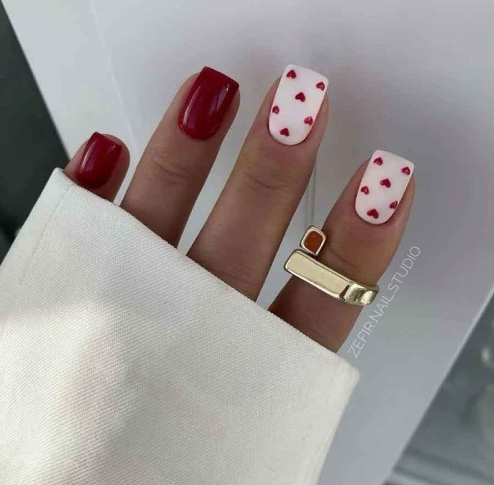 quanto custa fazer unha quadrada vermelha