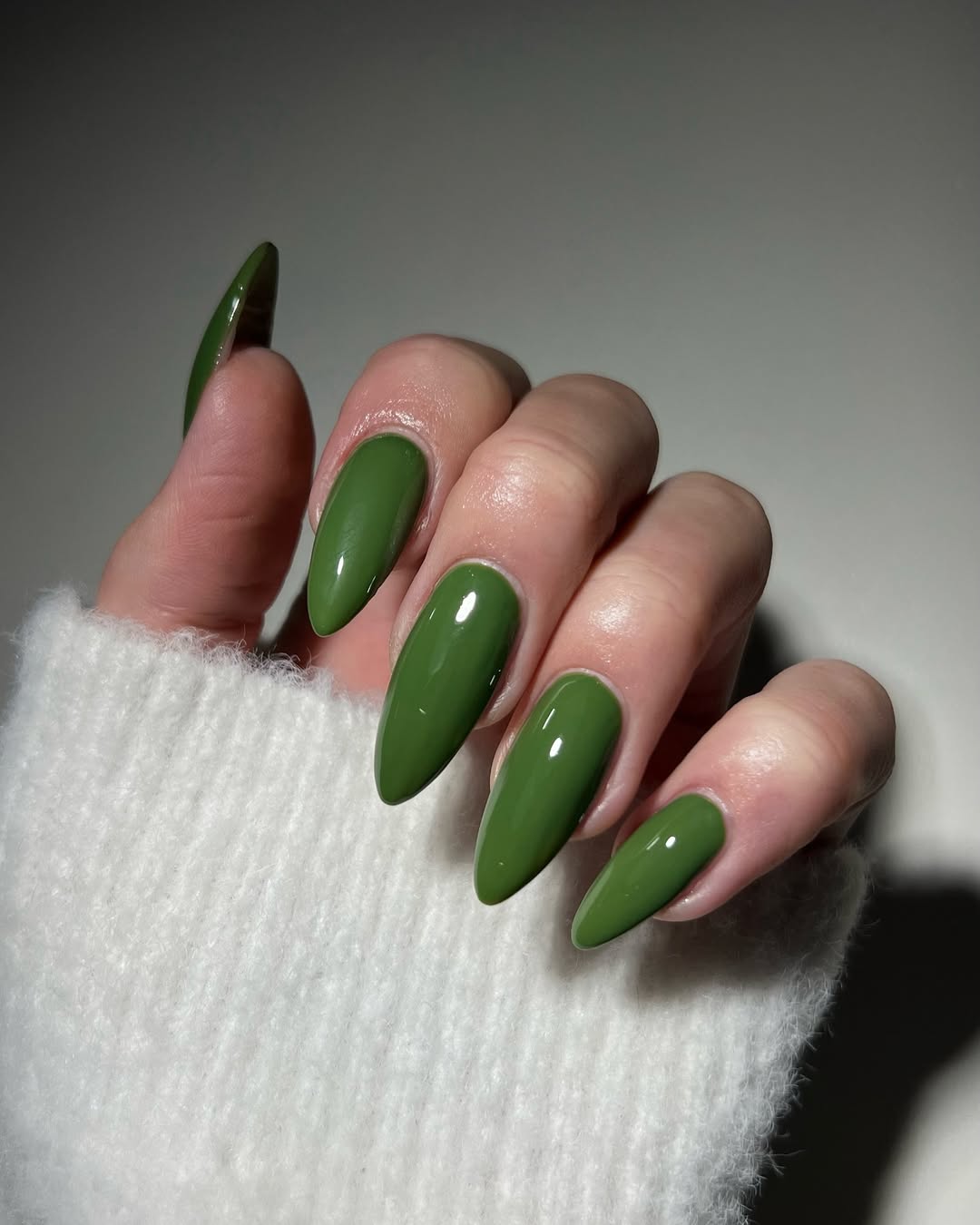 unha verde oliva vs verde militar qual escolher