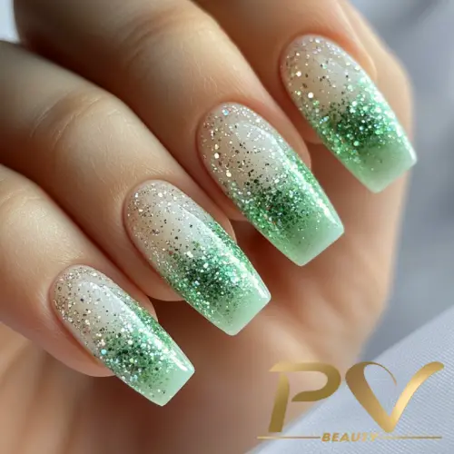 unhas de gel verde