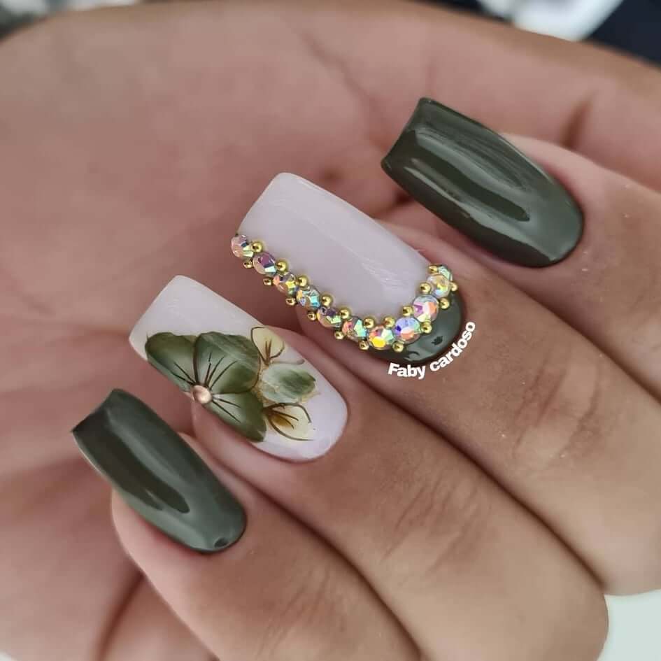erros comuns ao fazer unhas de gel verde