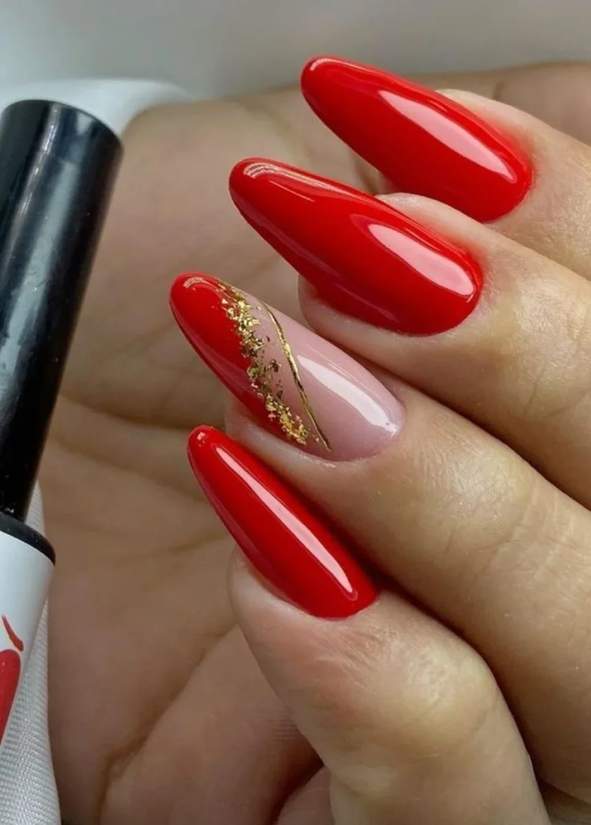 unhas decoradas vermelhas para casamento