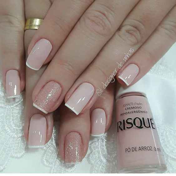 ideias de unhas discretas e elegantes para casamento